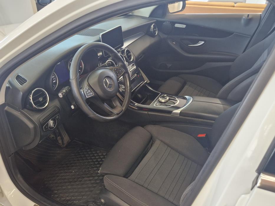 MERCEDES-BENZ C 2017