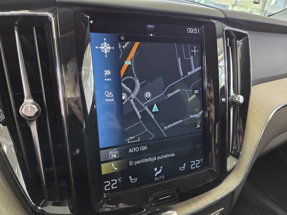 VOLVO XC60 2018