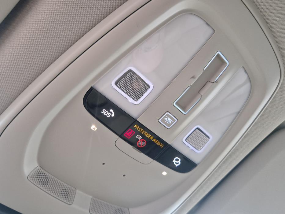 VOLVO XC60 2024