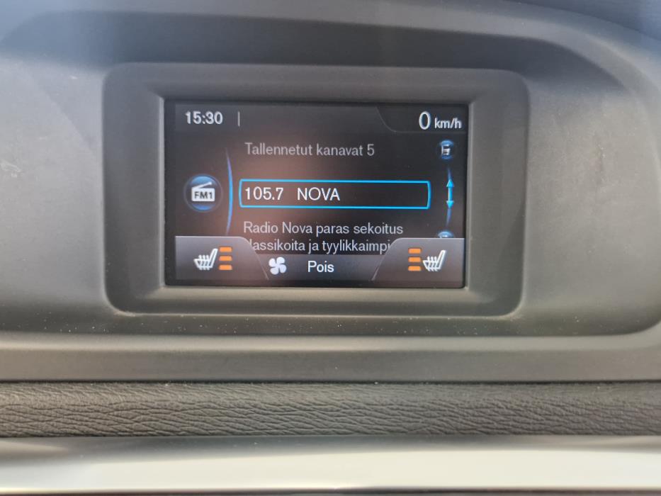 VOLVO V40 2017