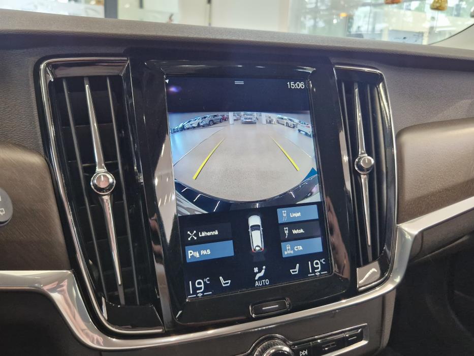 VOLVO V90 Cross Country 2018