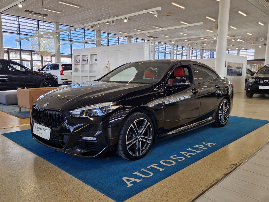 BMW 218 2021