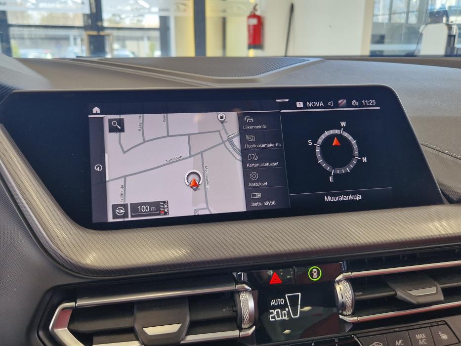 BMW 218 2021