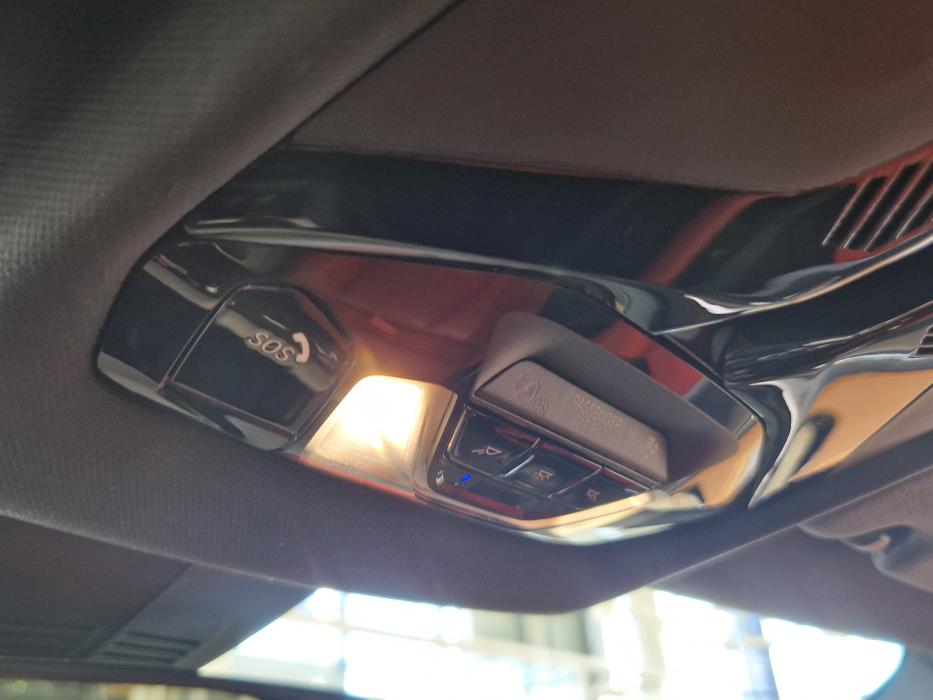 BMW 218 2021
