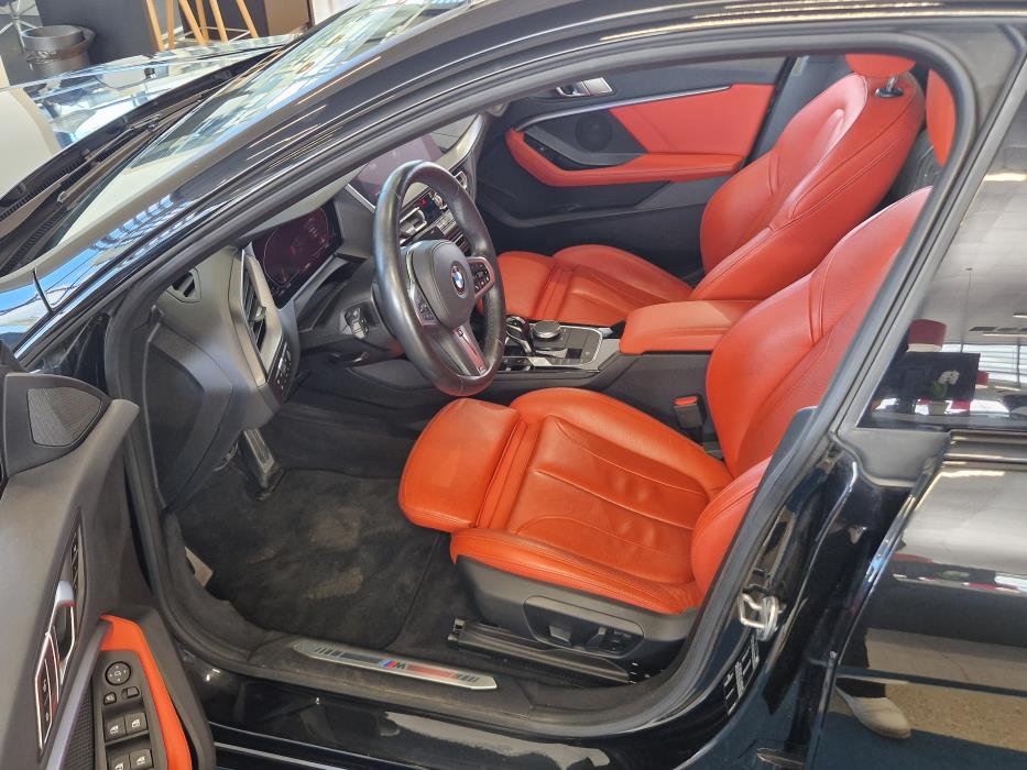 BMW 218 2021