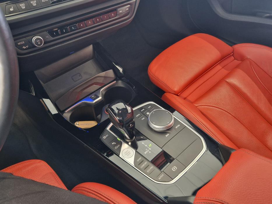 BMW 218 2021