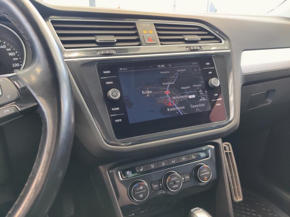 VOLKSWAGEN Tiguan 2017