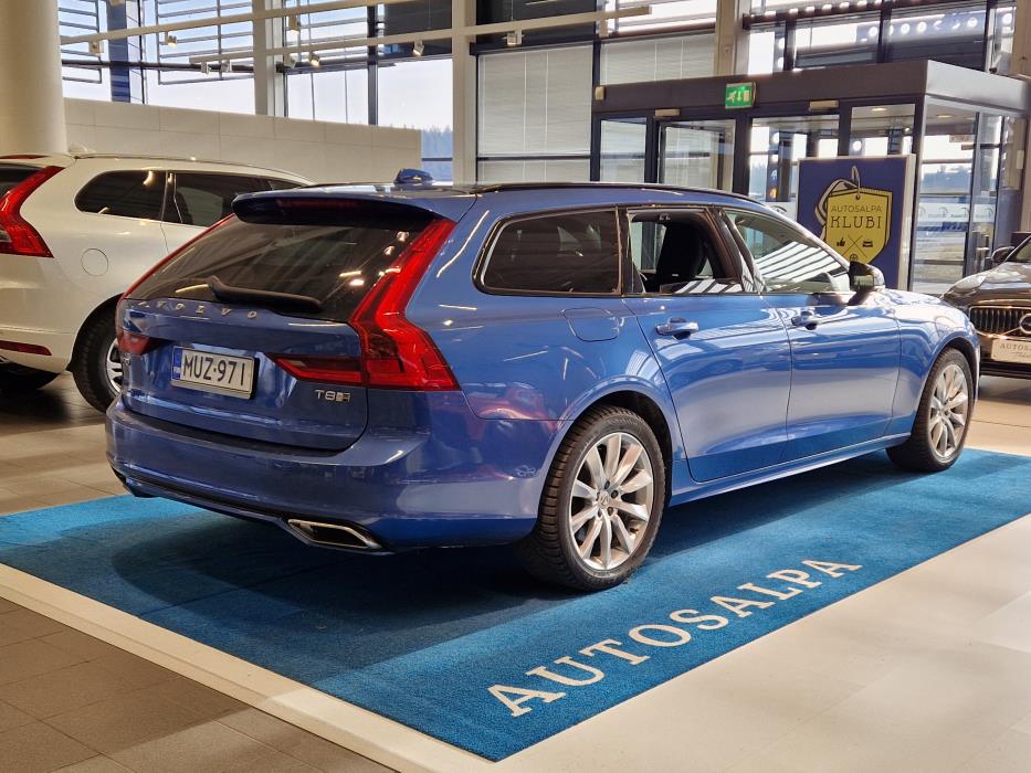 VOLVO V90 2020