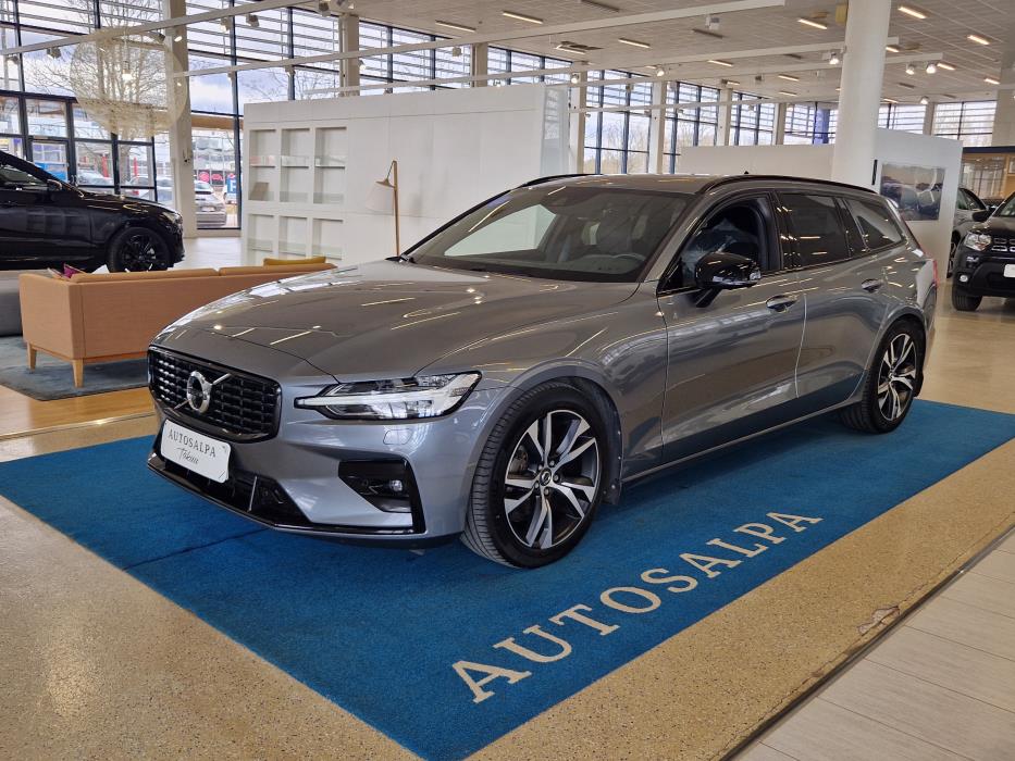 VOLVO V60 2021