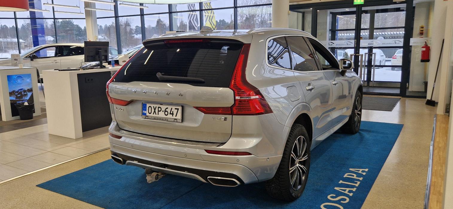 VOLVO XC60 2019