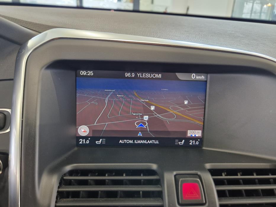 VOLVO XC60 2017