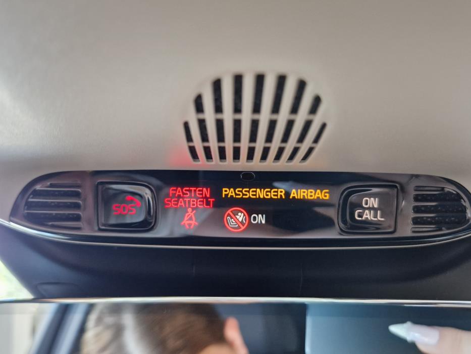 VOLVO XC40 2021