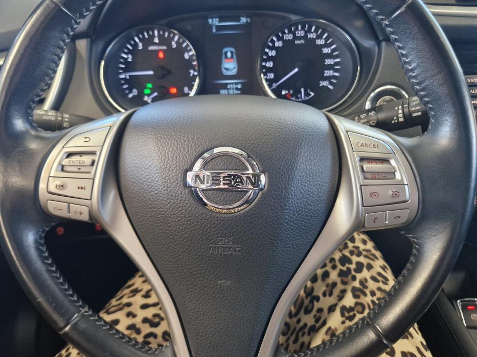 NISSAN Qashqai 2017