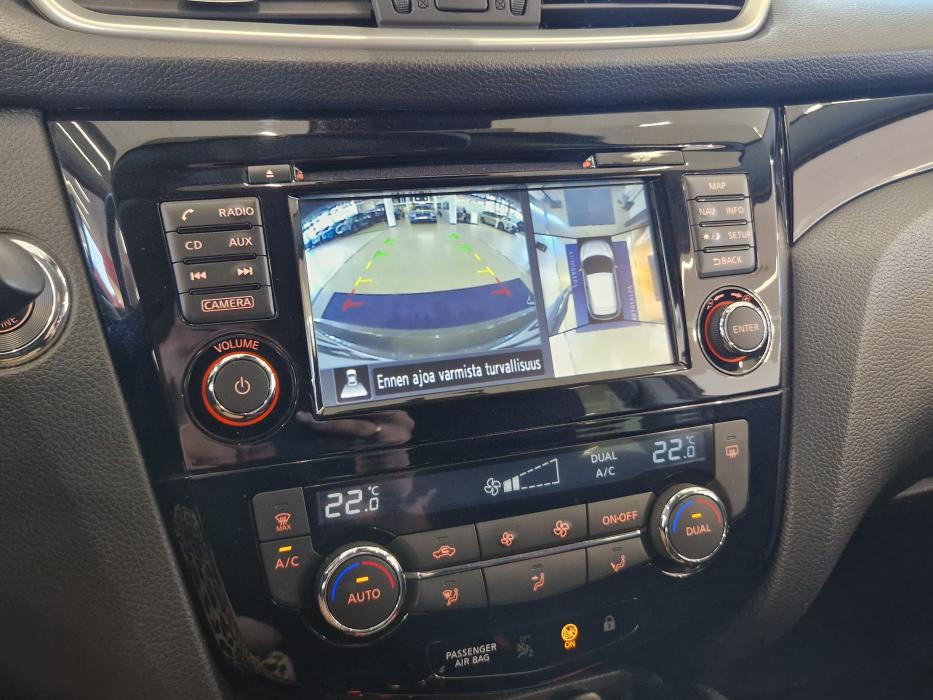 NISSAN Qashqai 2017