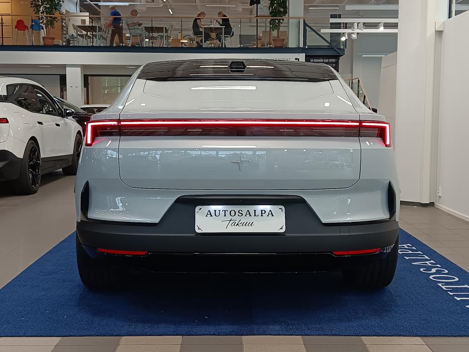 POLESTAR 4 2026