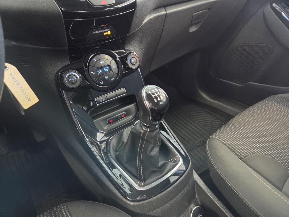 FORD Fiesta 2017