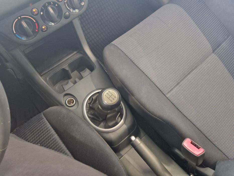 SUZUKI Swift 2010