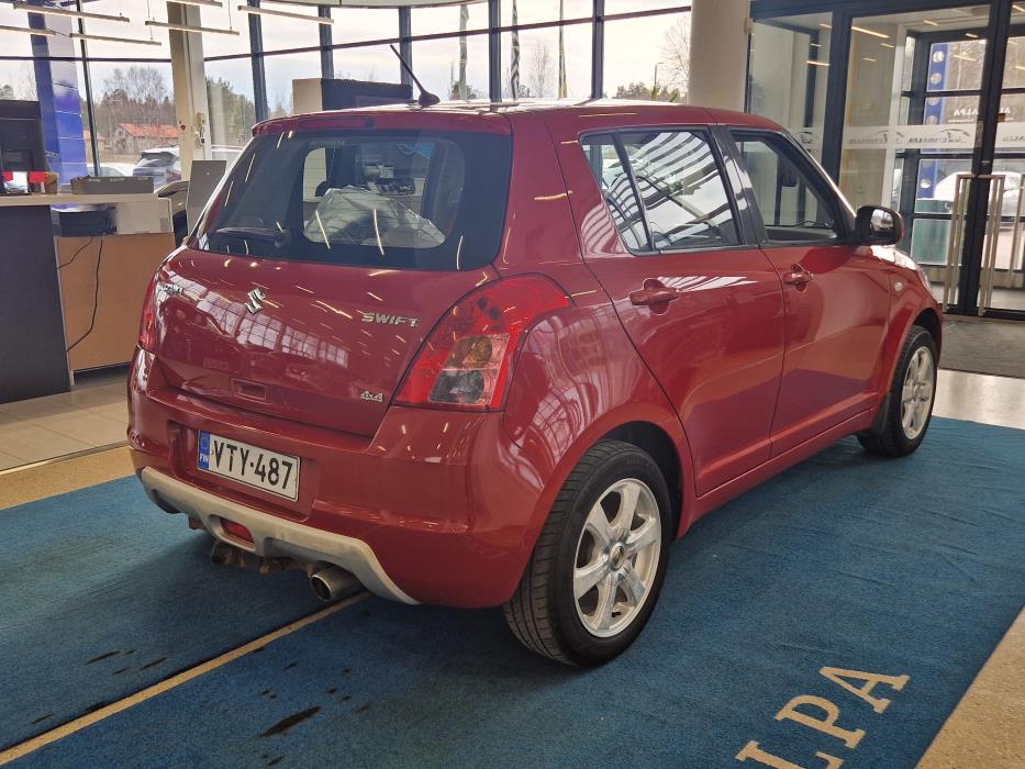SUZUKI Swift 2010