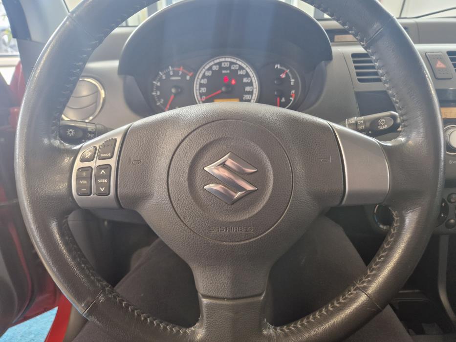 SUZUKI Swift 2010