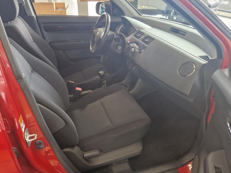 SUZUKI Swift 2010