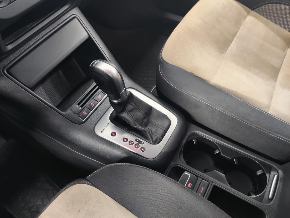 VOLKSWAGEN Tiguan 2015