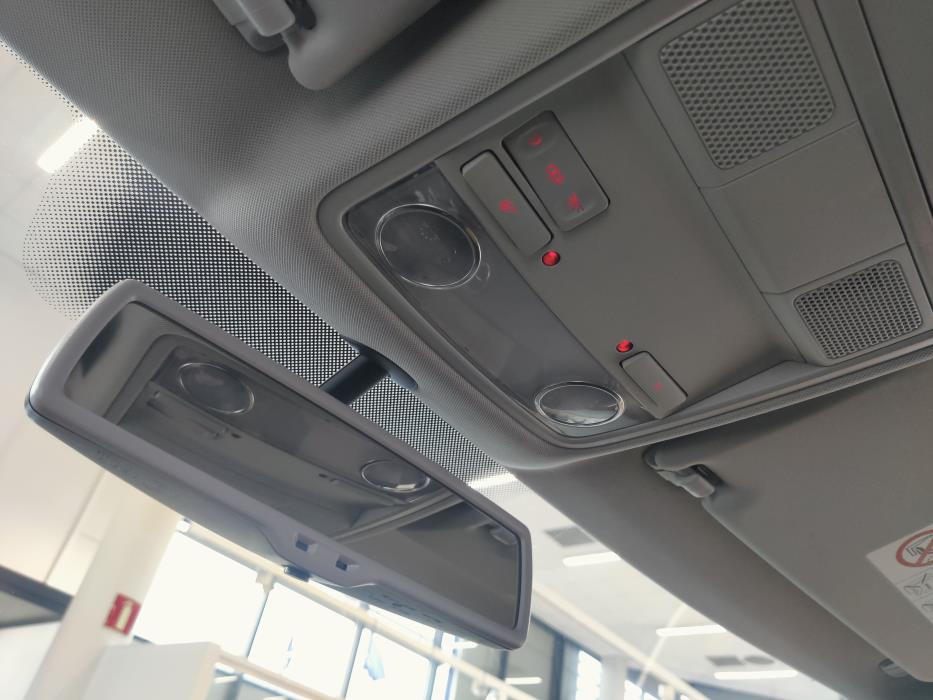 VOLKSWAGEN Tiguan 2015