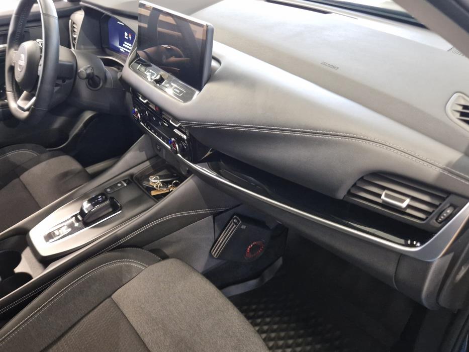 NISSAN Qashqai 2024