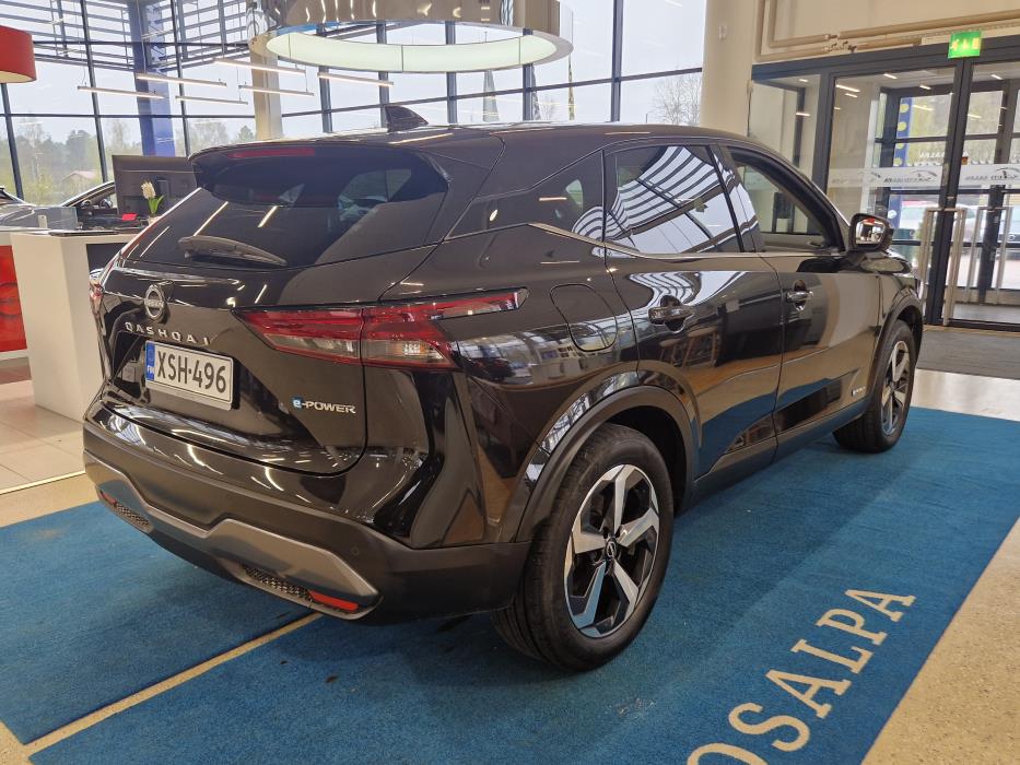 NISSAN Qashqai 2024