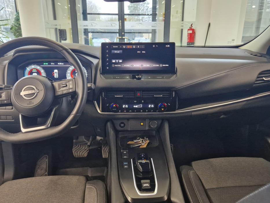 NISSAN Qashqai 2024