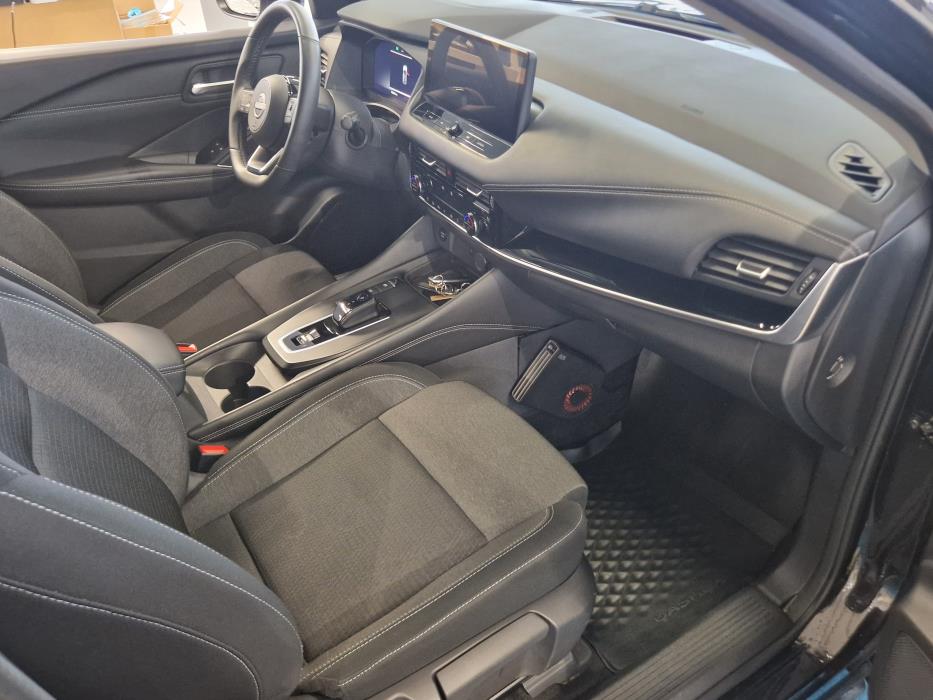 NISSAN Qashqai 2024