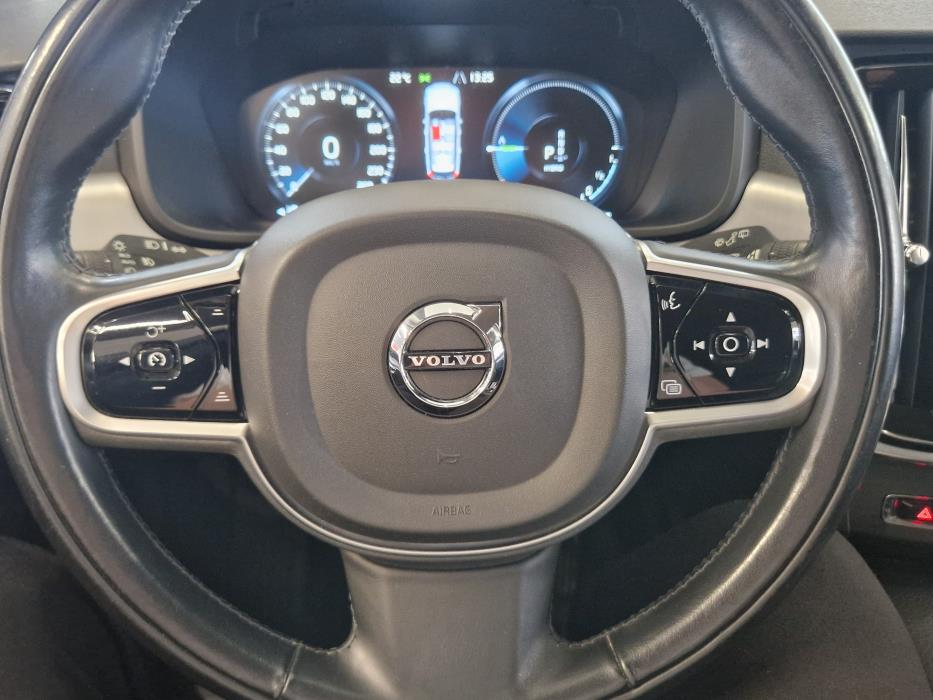 VOLVO V90 2020