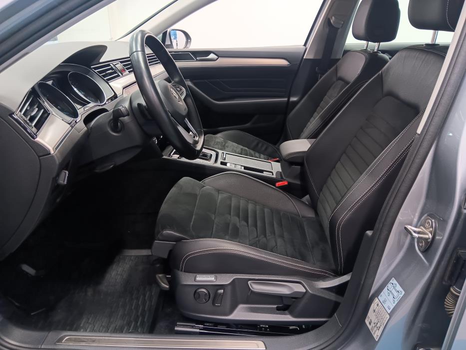 VOLKSWAGEN Passat 2020