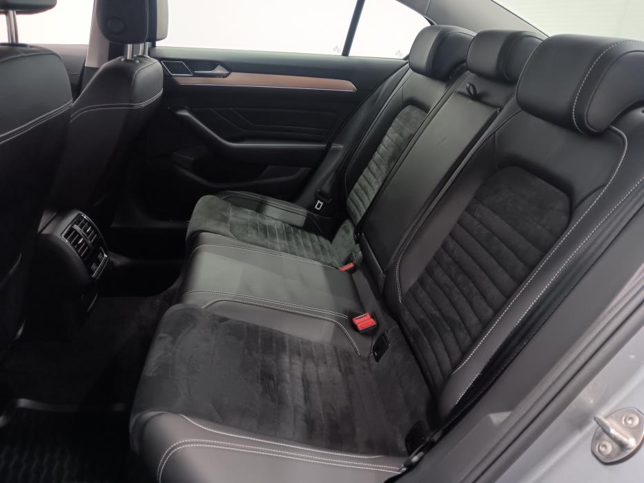 VOLKSWAGEN Passat 2020