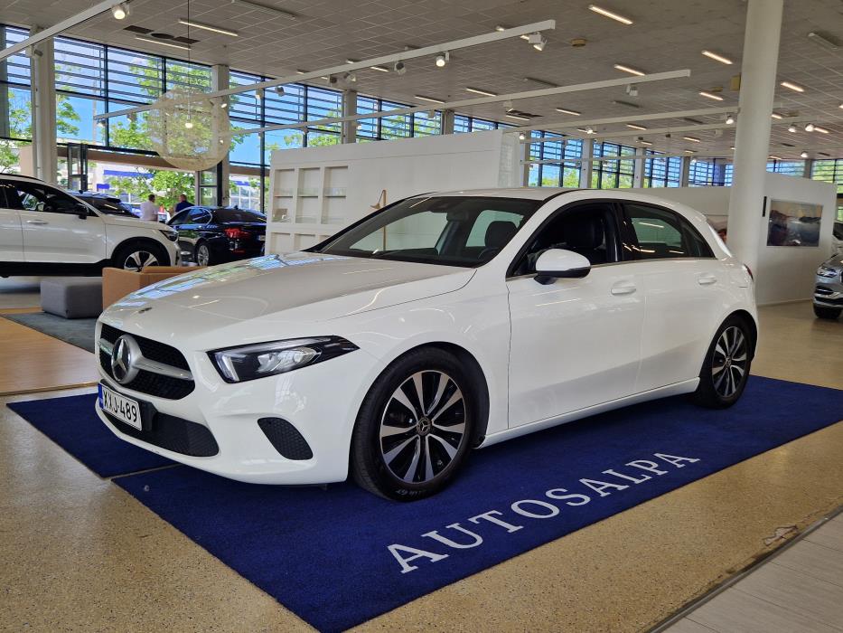 MERCEDES-BENZ A 2021