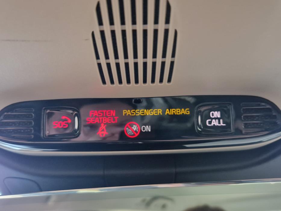 VOLVO V60 2020