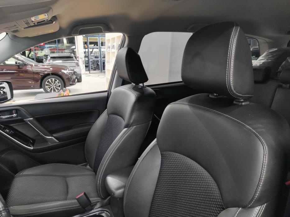 SUBARU Forester 2019