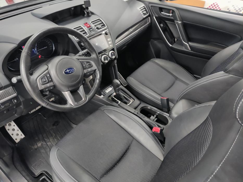 SUBARU Forester 2019