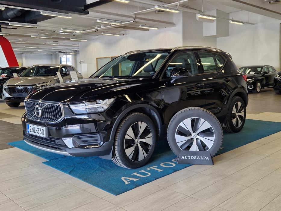 VOLVO XC40 2020
