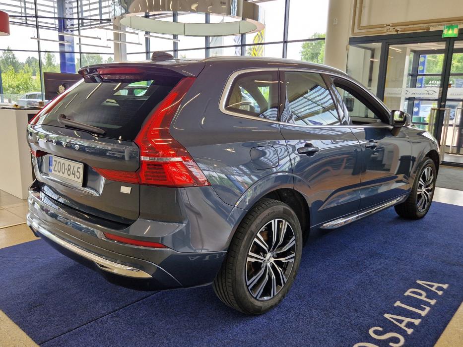 VOLVO XC60 2022