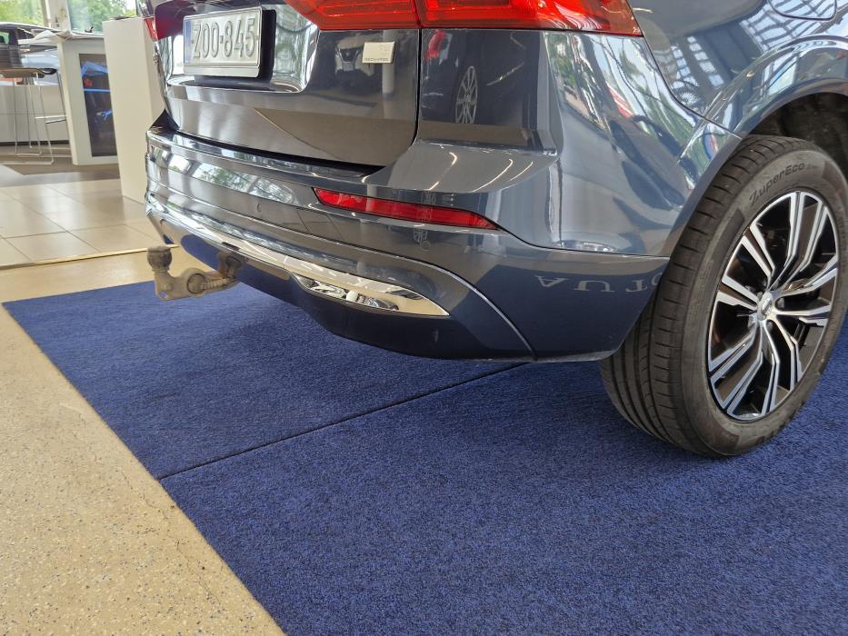 VOLVO XC60 2022