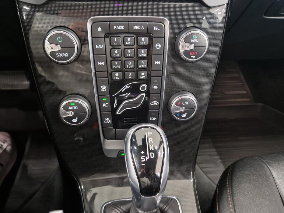 VOLVO V40 Cross Country 2019
