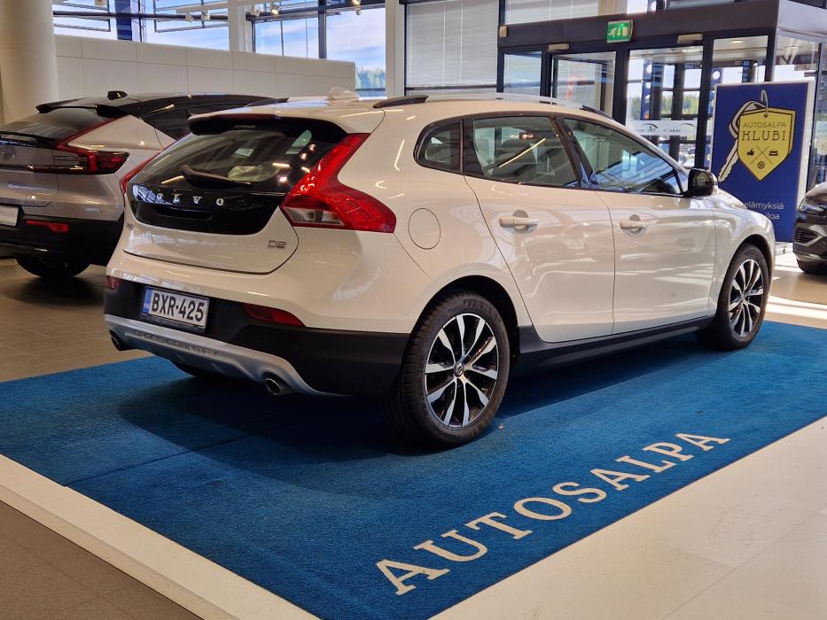 VOLVO V40 Cross Country 2019
