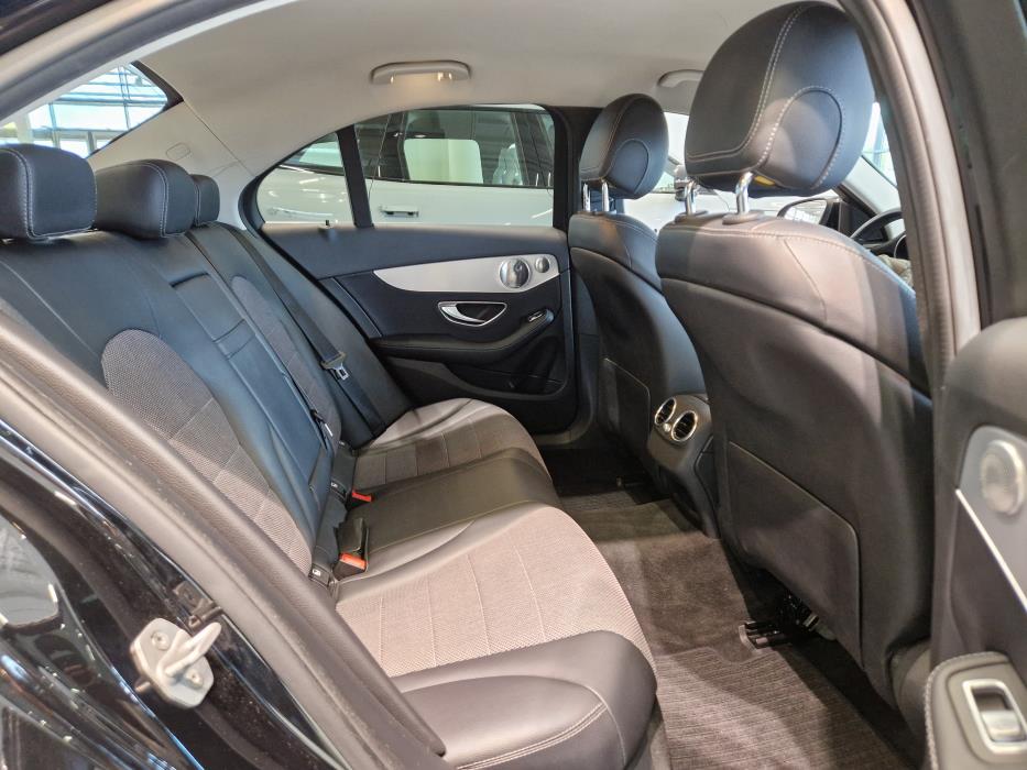 MERCEDES-BENZ C 2016