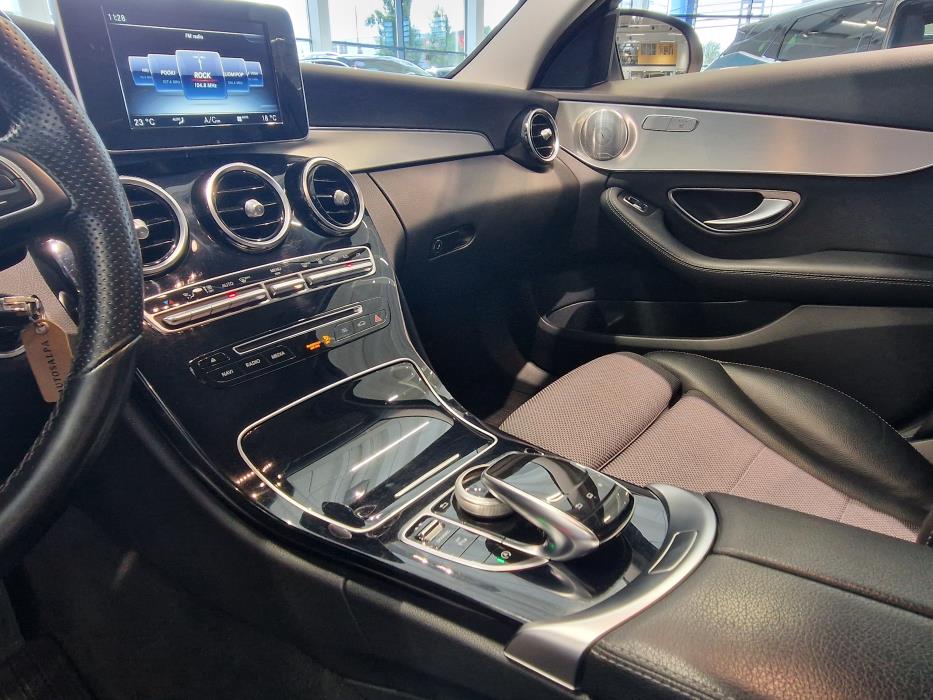 MERCEDES-BENZ C 2016