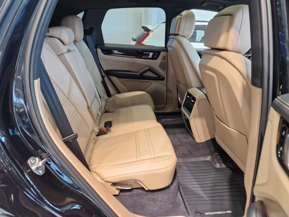 PORSCHE Cayenne 2020