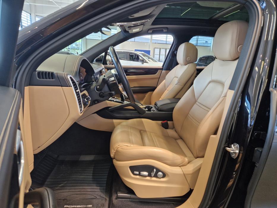 PORSCHE Cayenne 2020