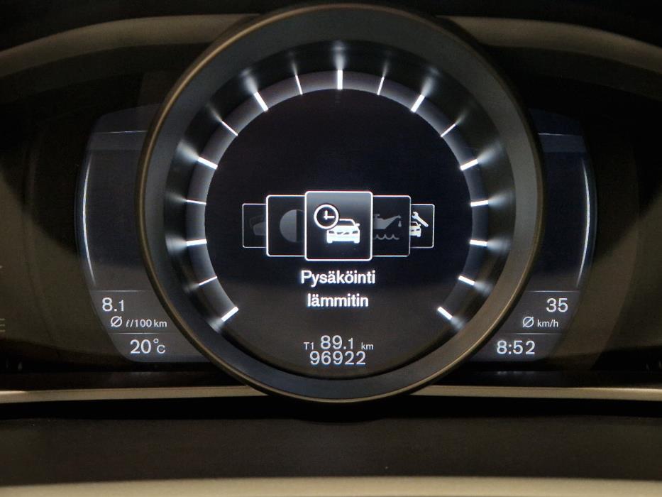 VOLVO V40 2018