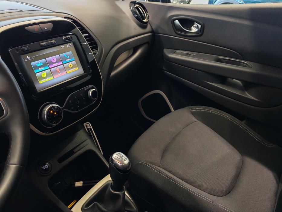 RENAULT Captur 2019