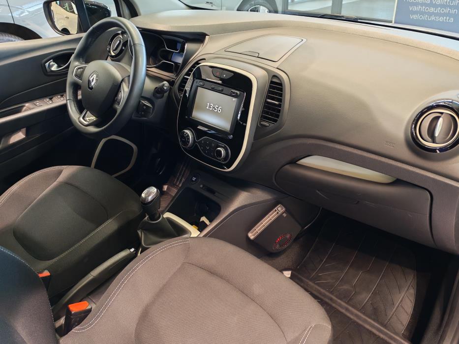 RENAULT Captur 2019