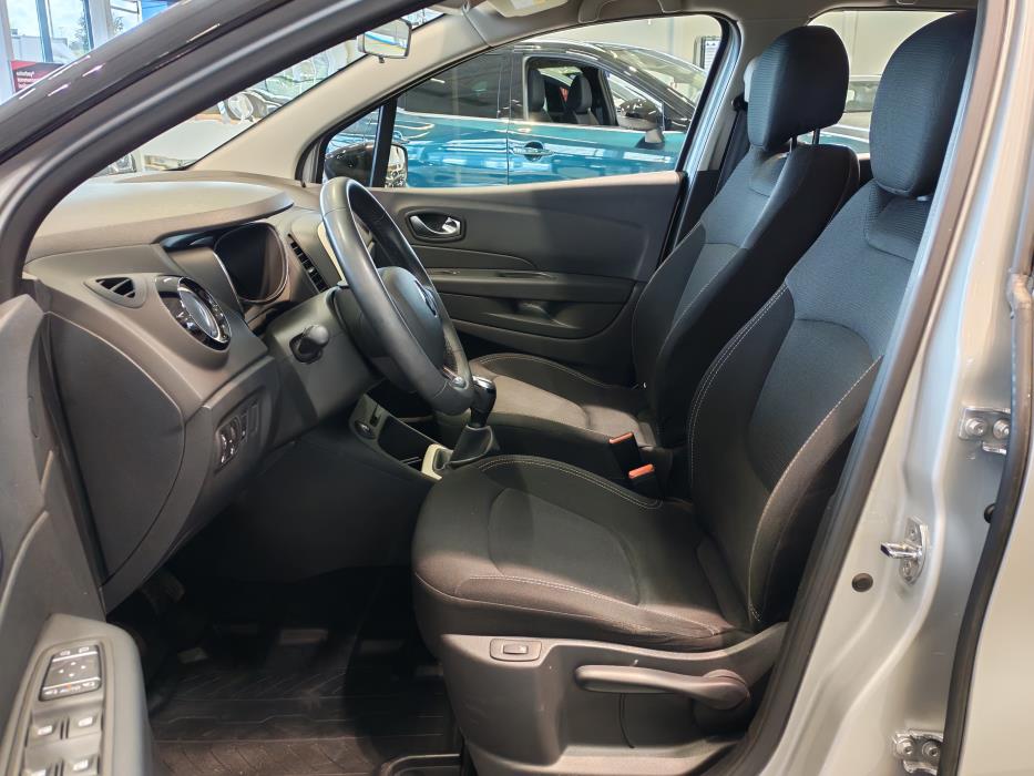 RENAULT Captur 2019
